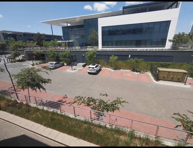 36,844M² OFFICE TO LET IN WATERFALL